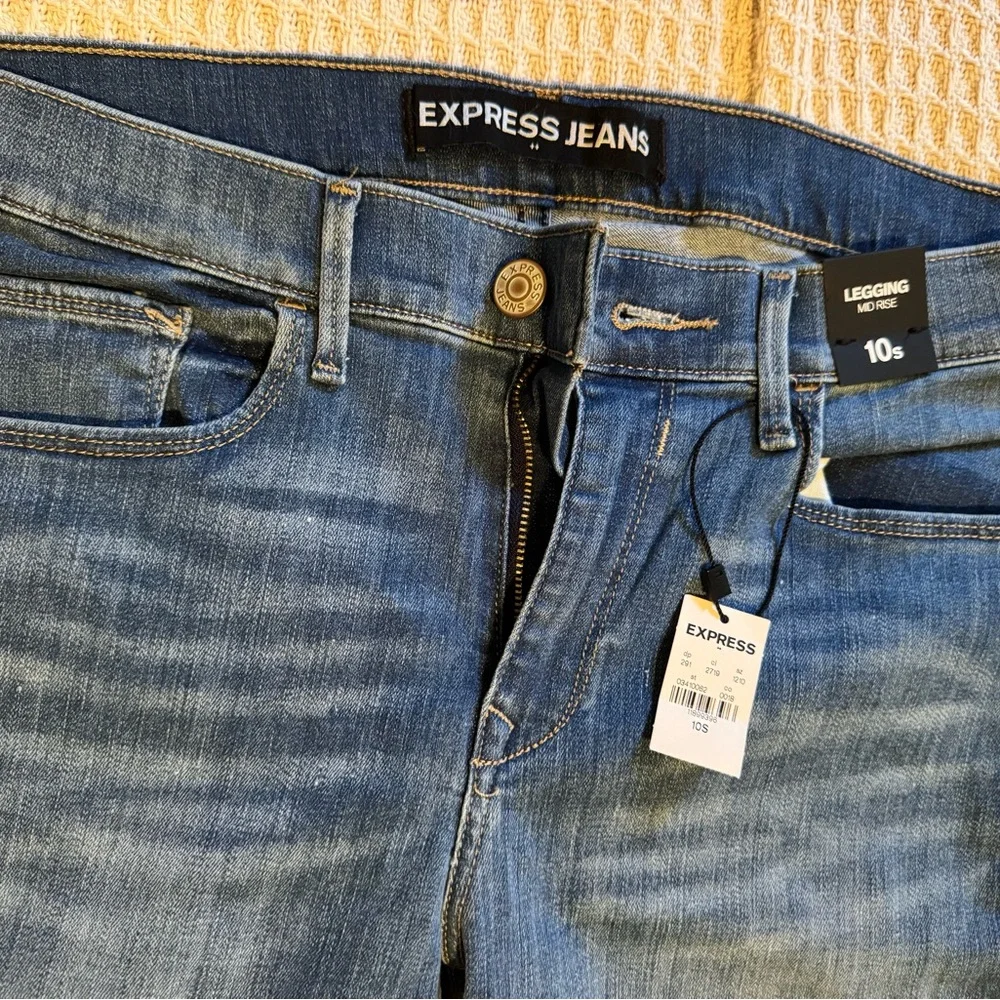 Express Women's Blue Skinny Jeans - Picture 2 of 3
